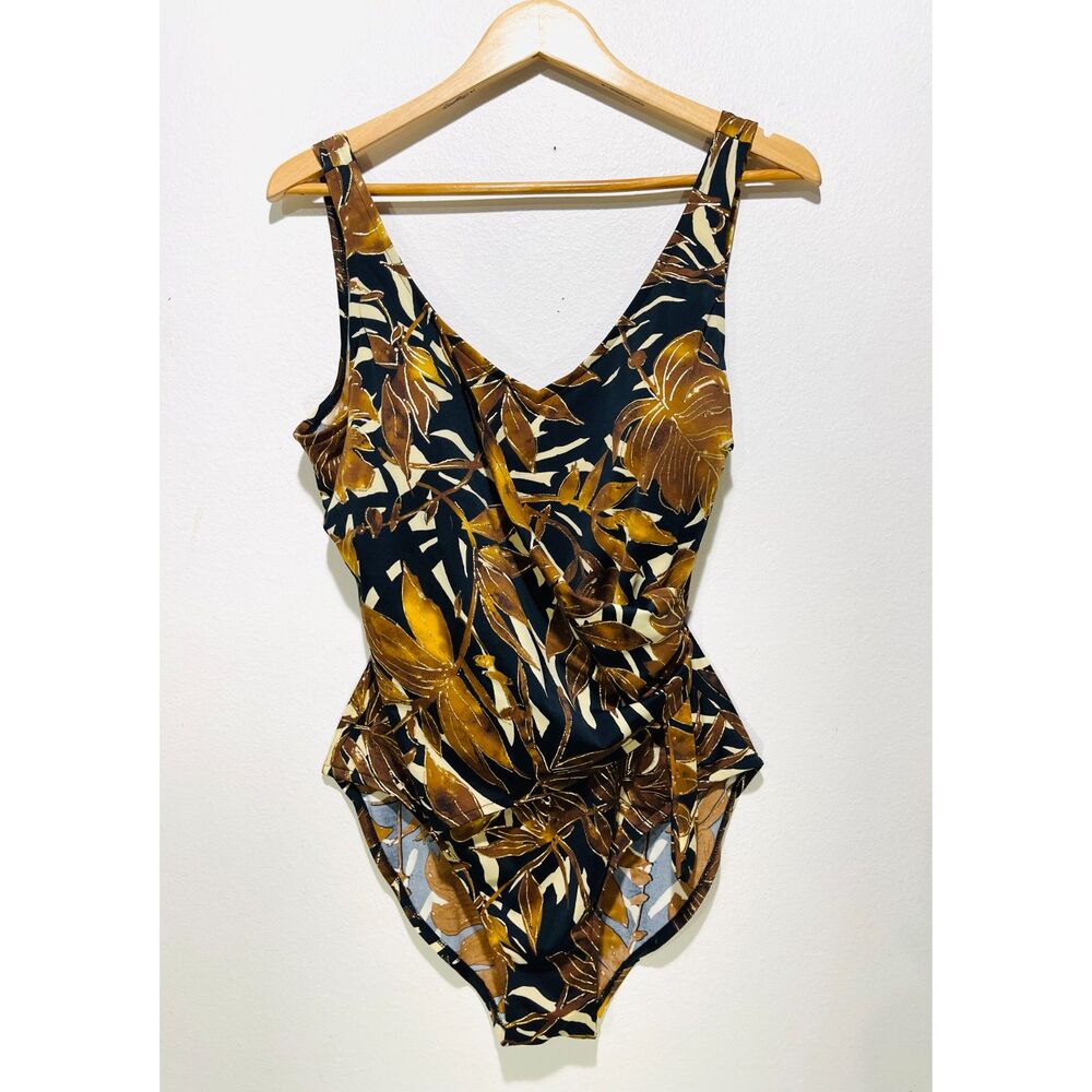 Islander swimsuit swimwear one piece brown tropical print extra hold women 16